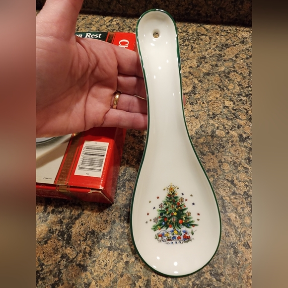 Vintage Salem Christmas Eve Spoon Rest - Picture 8 of 9